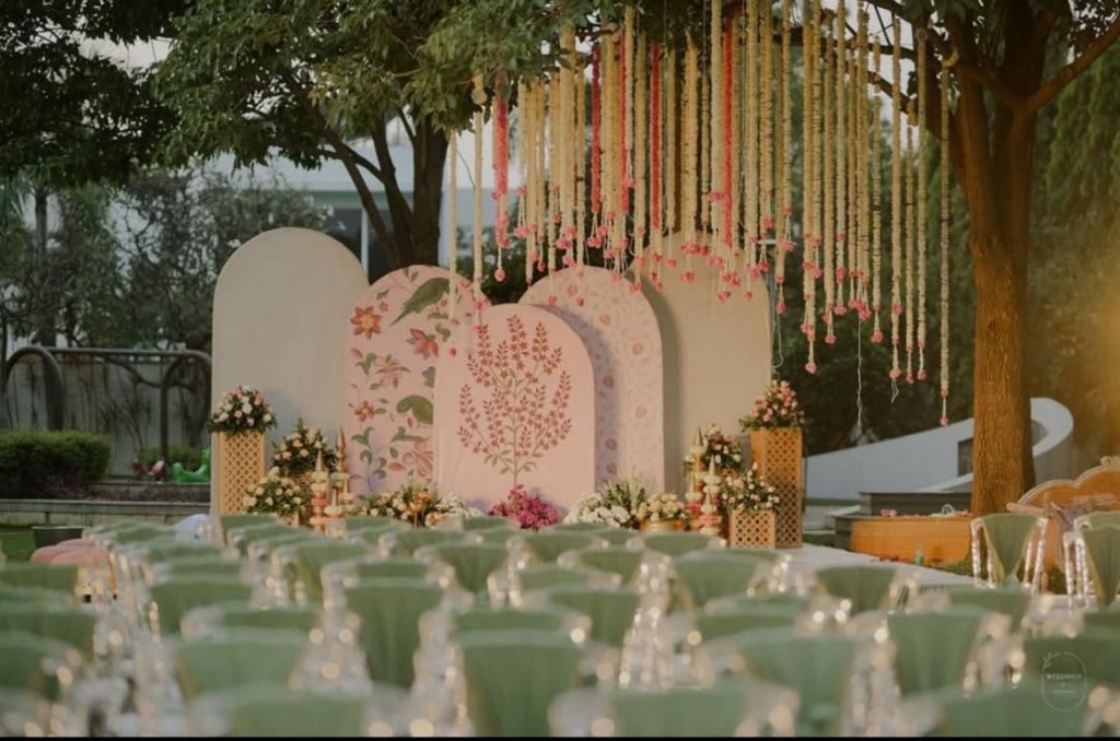 Wedding ceremony decor